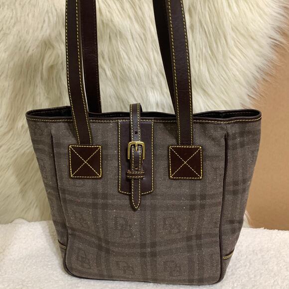 DOONEY & BOURKE Vintage N/S Expresso Plaid Canvas Logo Shopper Tote SP144 - Picture 16 of 16